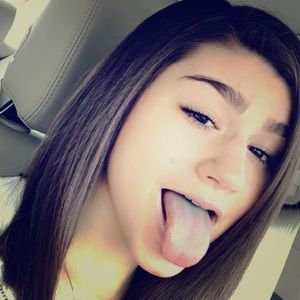 Meet your Posher, Gaby